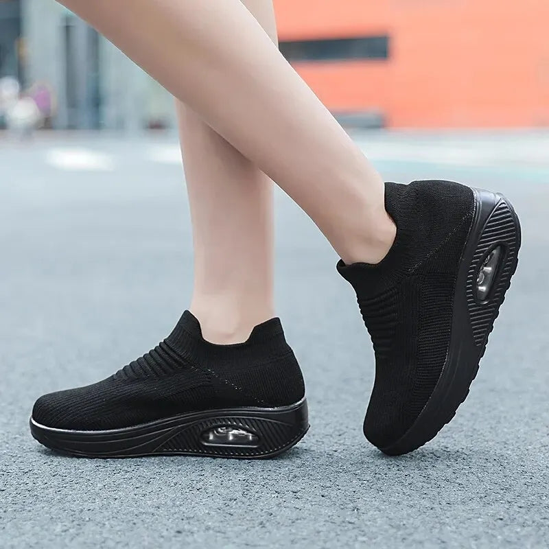 Zapatillas Casuales con cápsula mujer AQUAMODA Z1N Negro