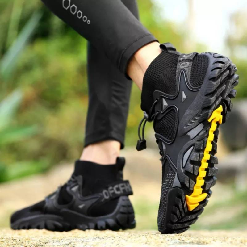 Zapatillas Trekking unisex Aquamoda TREKK1AN Negro