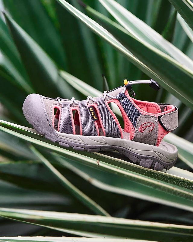 Sandalia Montañera Boltio Aquamoda Unisex SMB1GR Gris Rosado